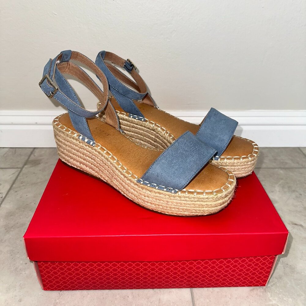 Kelly & Katie Faydrena Espadrille Wedge Sandal